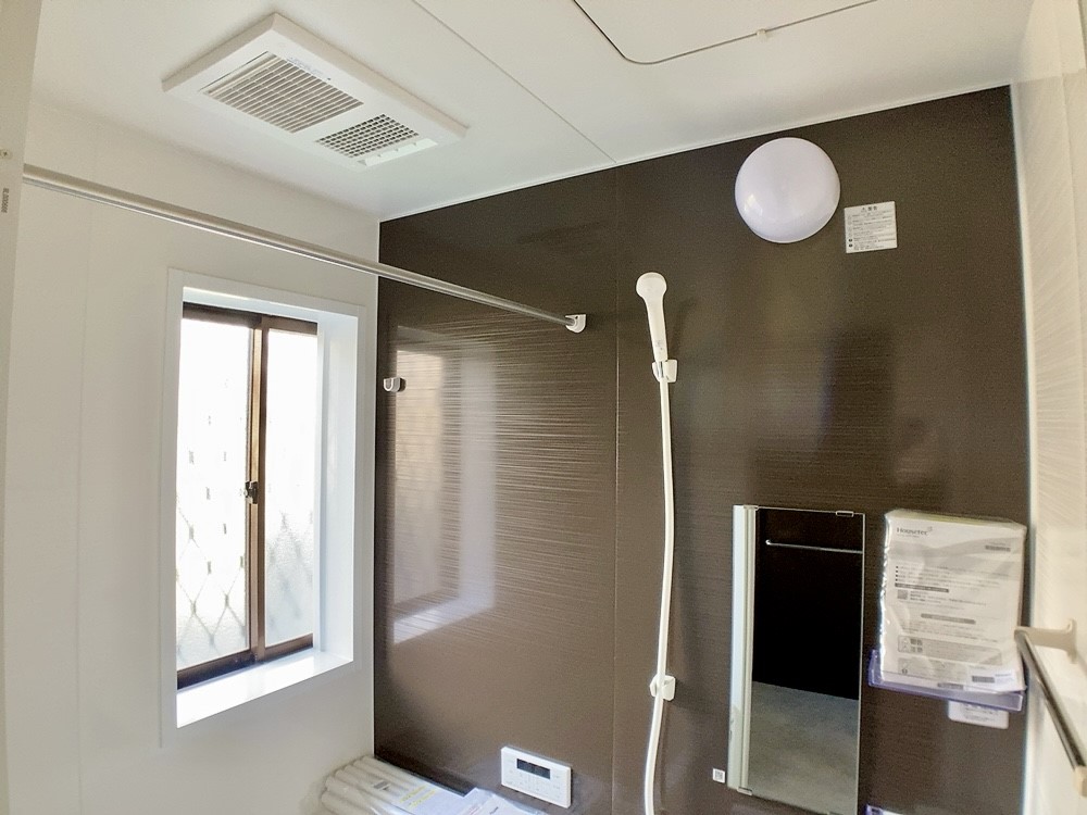 ◆浴室（リフォーム後写真）｜浴室乾燥機付きで室内干しも安心♪