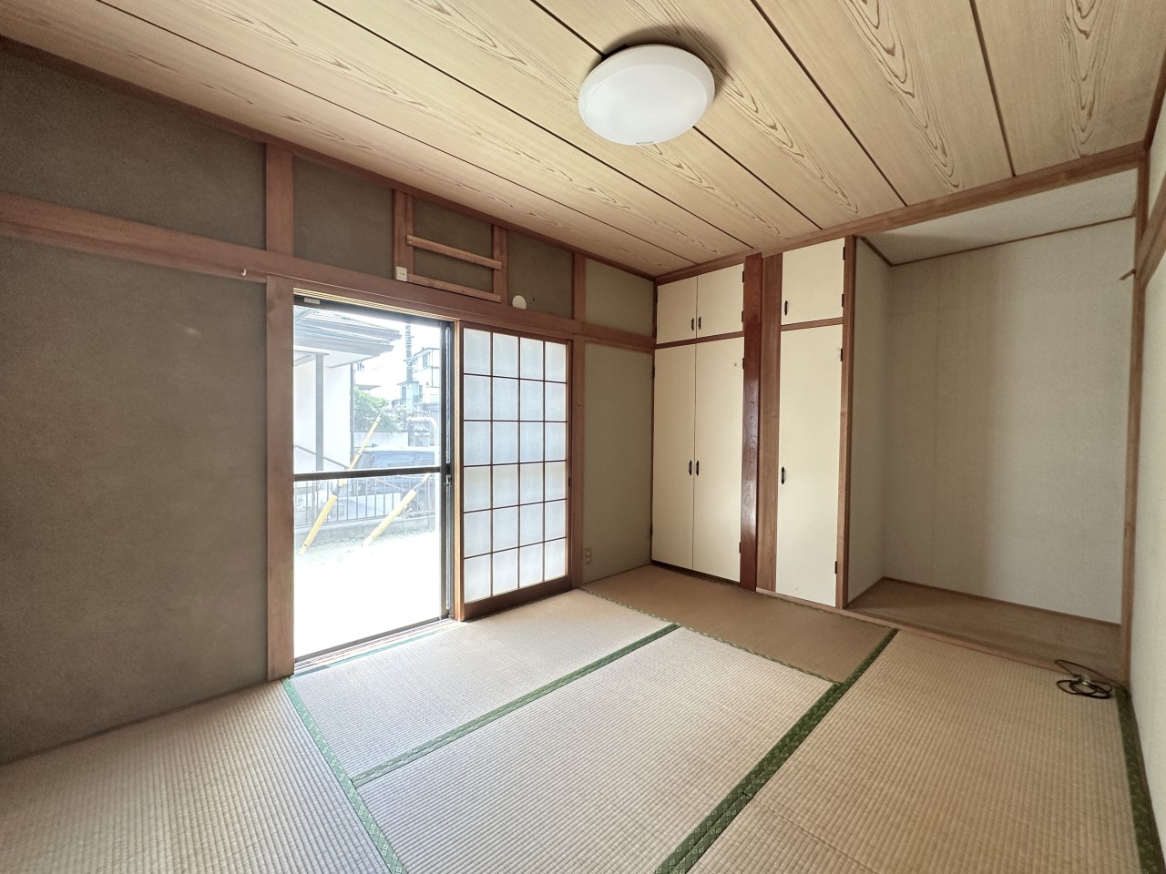 ◆和室｜玄関横の和室スペースです。来客用の部屋としても便利です♪