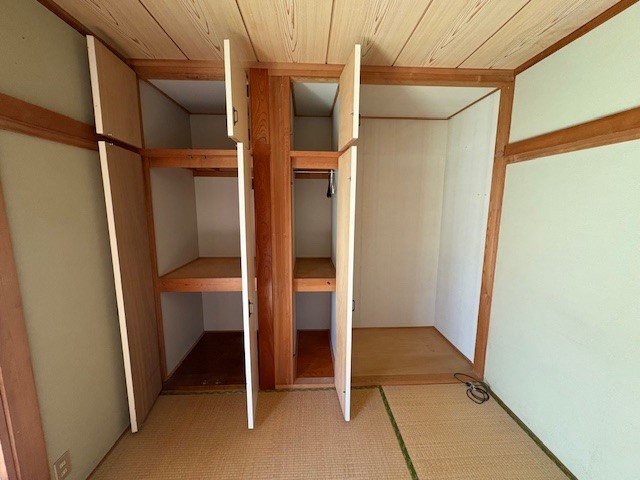 ◆収納｜収納もたくさんあります！掛け収納も可能です♪