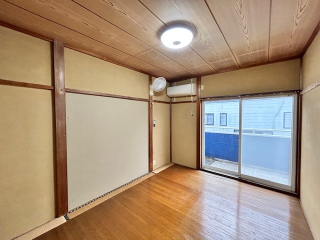 明るく清潔感のある洋室は、寝室や子ども部屋にぴったりです。