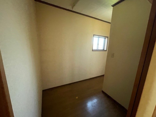 季節物や日用品をたっぷり収納できる便利な納戸