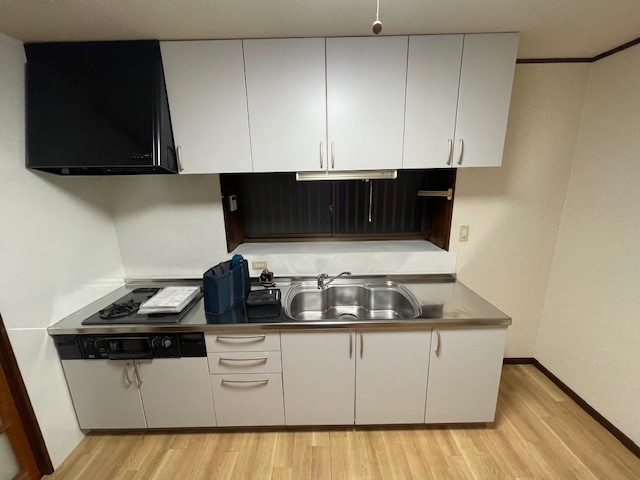 ◆キッチン｜ご家族と並んでお料理が楽しめる広さです♪