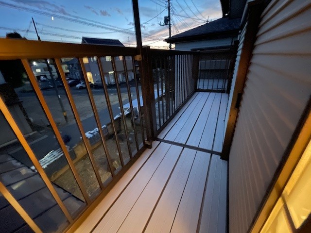 ◆バルコニー｜横長なバルコニーで、洗濯物もたくさん干せそうです♪