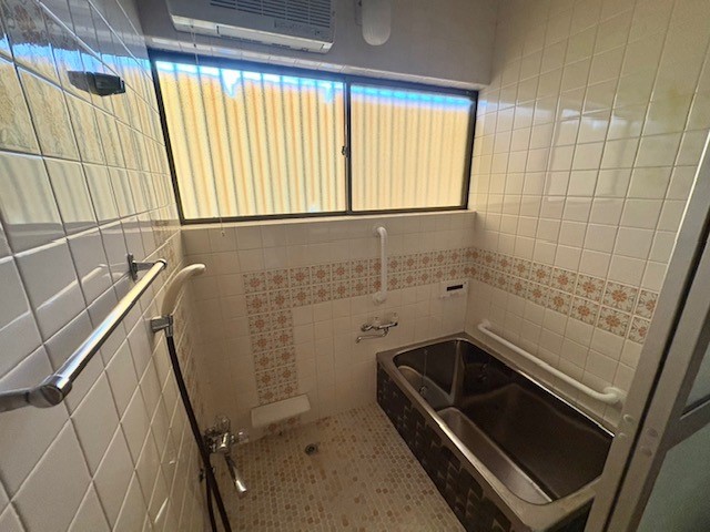 ◆浴室｜浴室はリフォーム予定です※リフォーム前写真（2026年2月撮影）