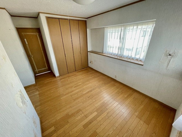 【2F洋室】収納付きで広く使える洋室です♪※2026年3月撮影