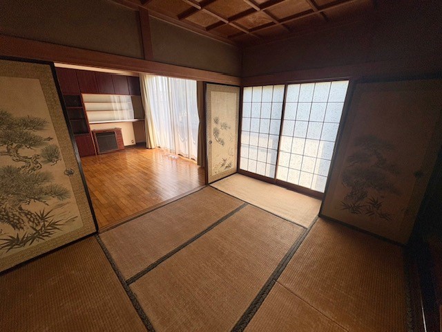 【1F和室】畳の香りに包まれる穏やかな和の暮らし♪