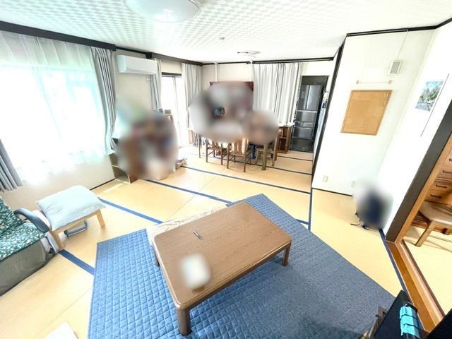 【リビング】家族がくつろいだり、コミュニケーションをとるのに最適な空間です♪