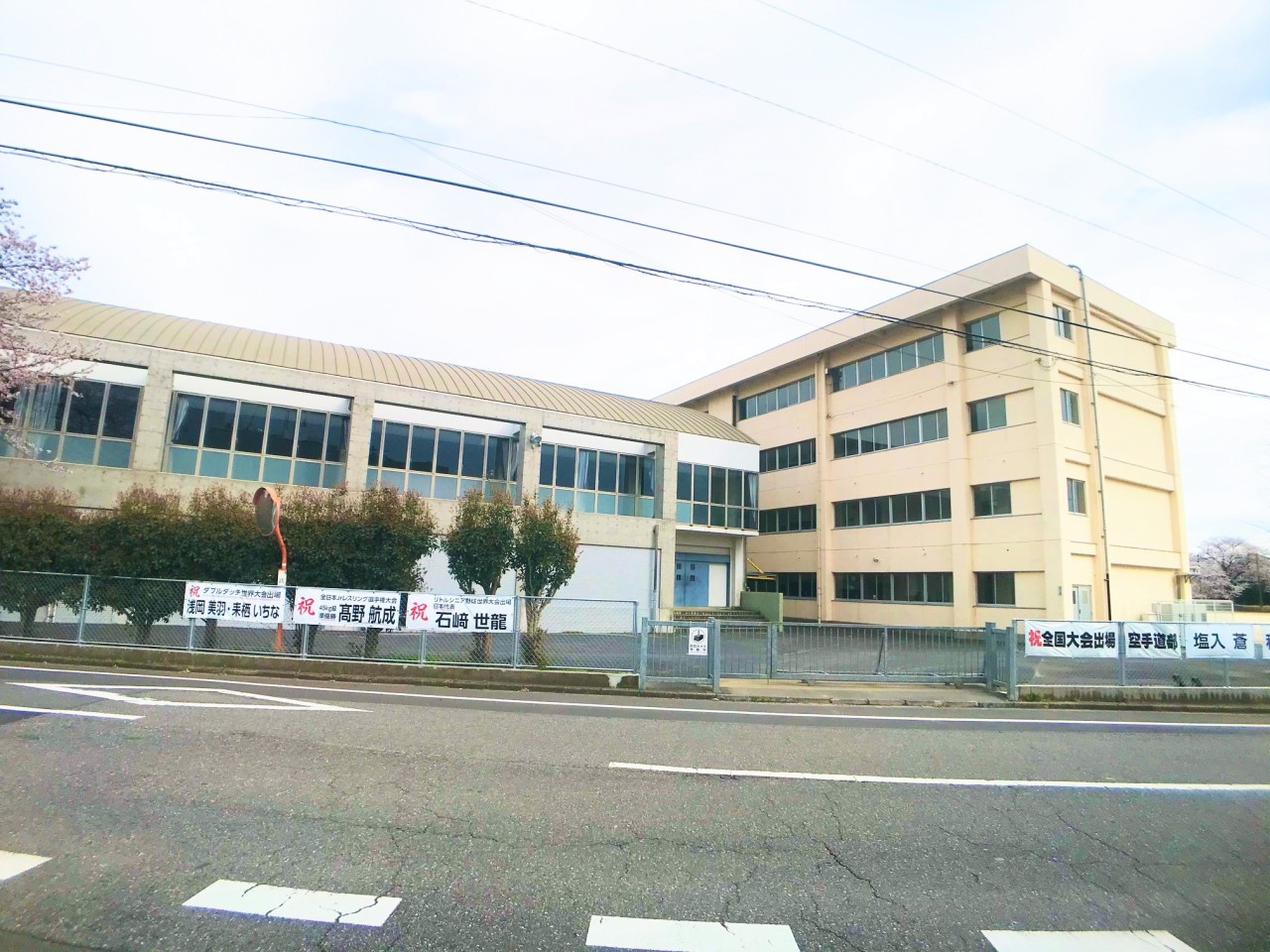 取手第二中学校(500m)-（徒歩約7分）