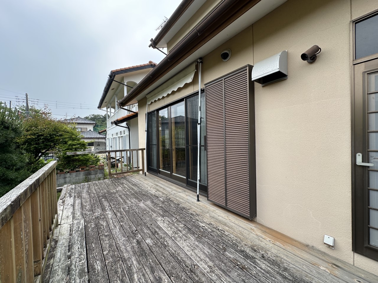 ◆ウッドデッキ｜BBQなどもできるウッドデッキ♪