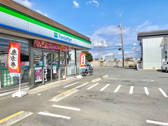 ファミリーマート土浦中村南4丁目店(1000m)-