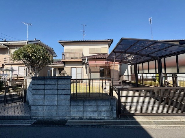 前面道路6m以上あるので、駐車が苦手な方でも安心です◎