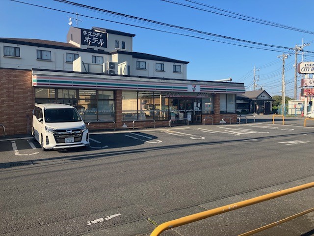 セブンイレブン牛久南２丁目店(750m)-