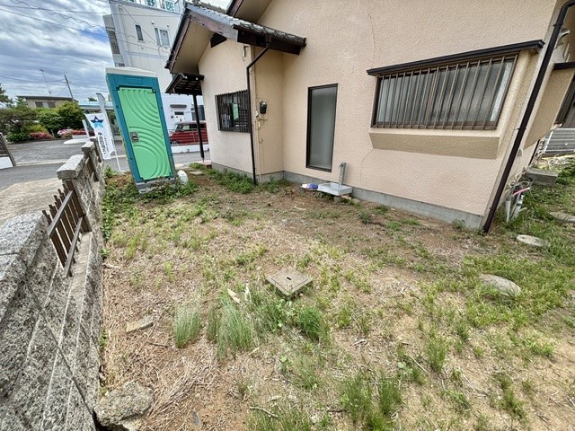 庭としても駐車場としても利用できます♪