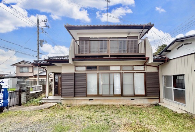？外観｜（リフォーム前）白を基調とした優しいデザインの外観です。