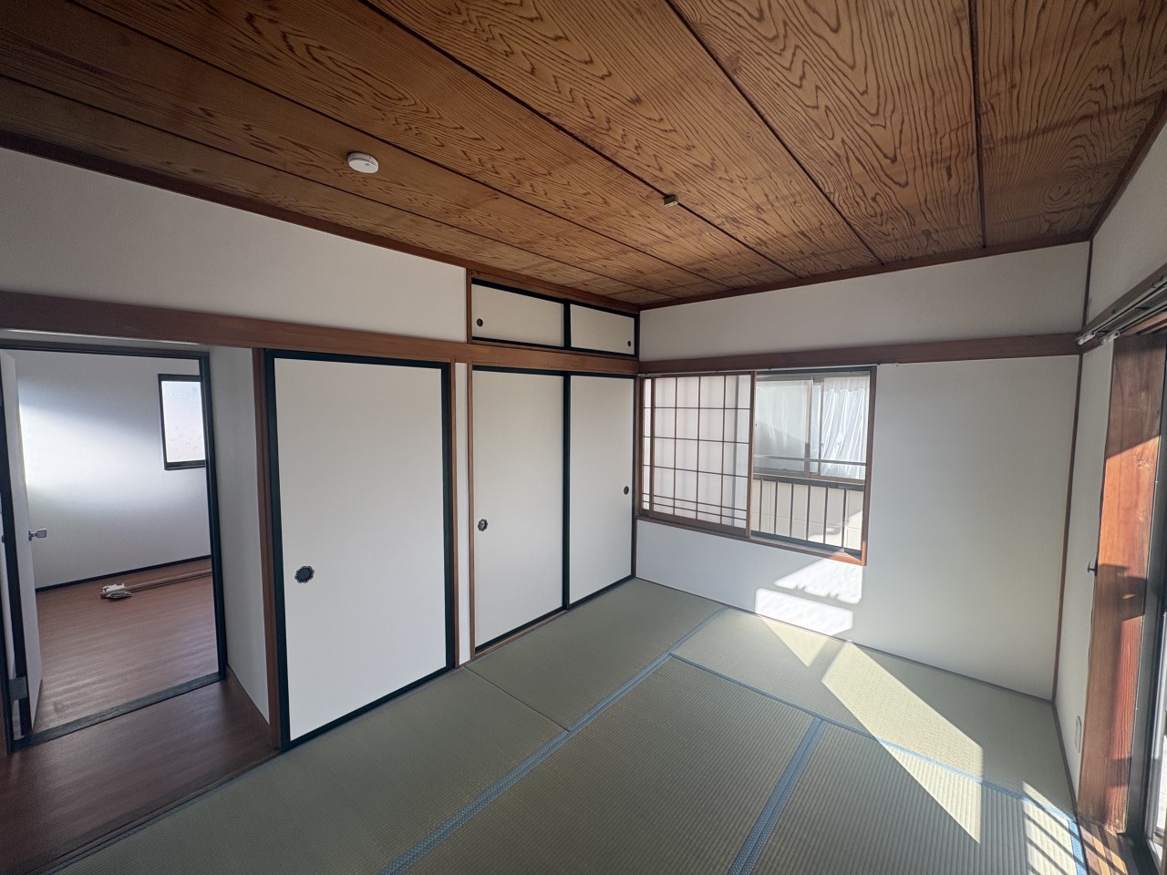 ＊2025年12月撮影｜内観・２F和室