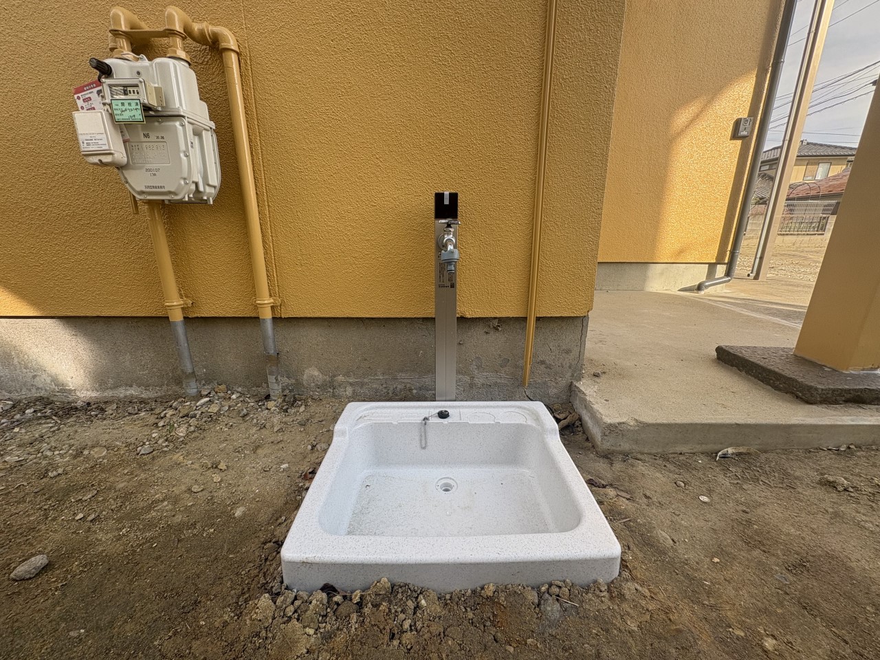 ＊2025年12月撮影｜外観