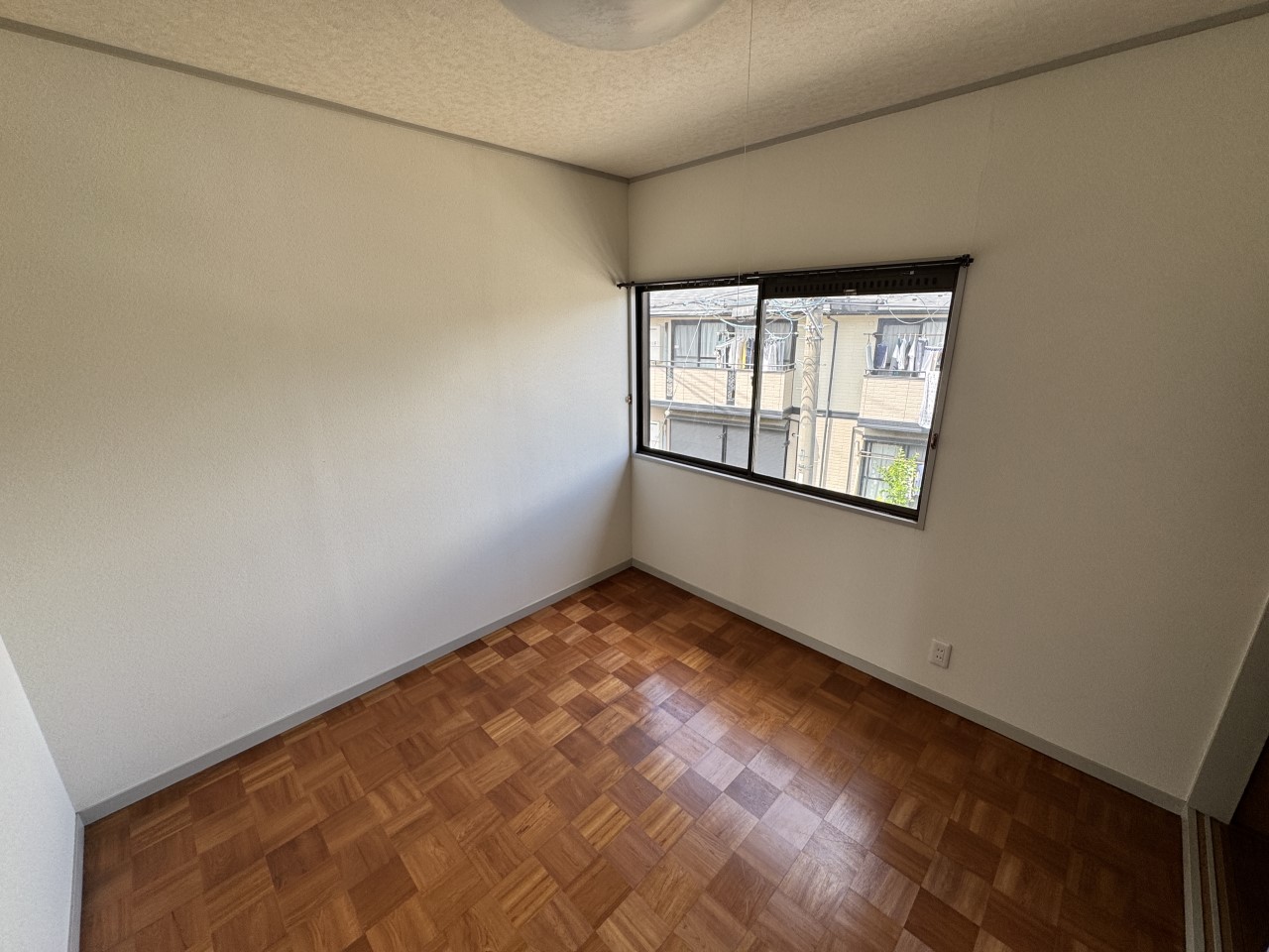 ◆2階洋室｜家族でゆったり時間を過ごせるお部屋です。