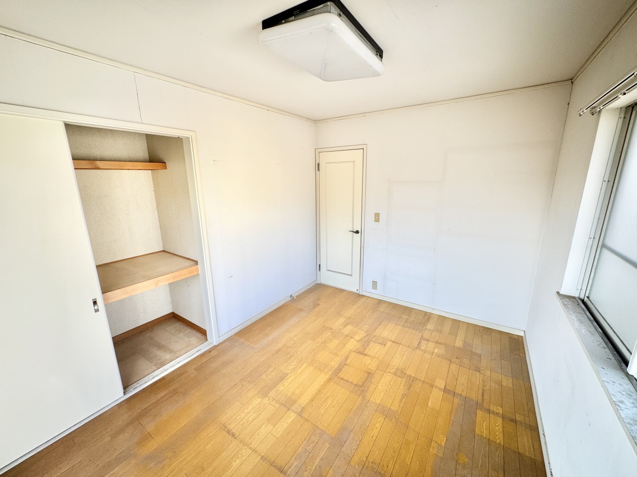 ◆2階洋室｜時代に合わせて使い方が変化するお部屋です。