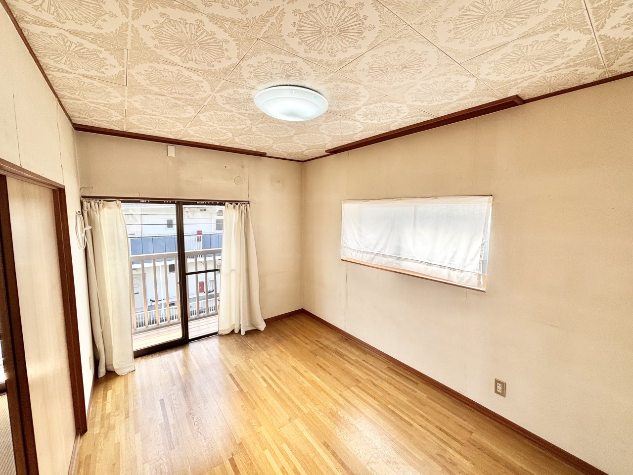 ◆2階洋室｜家族が揃う団らんのひと時は楽しく、そしてゆったりと。