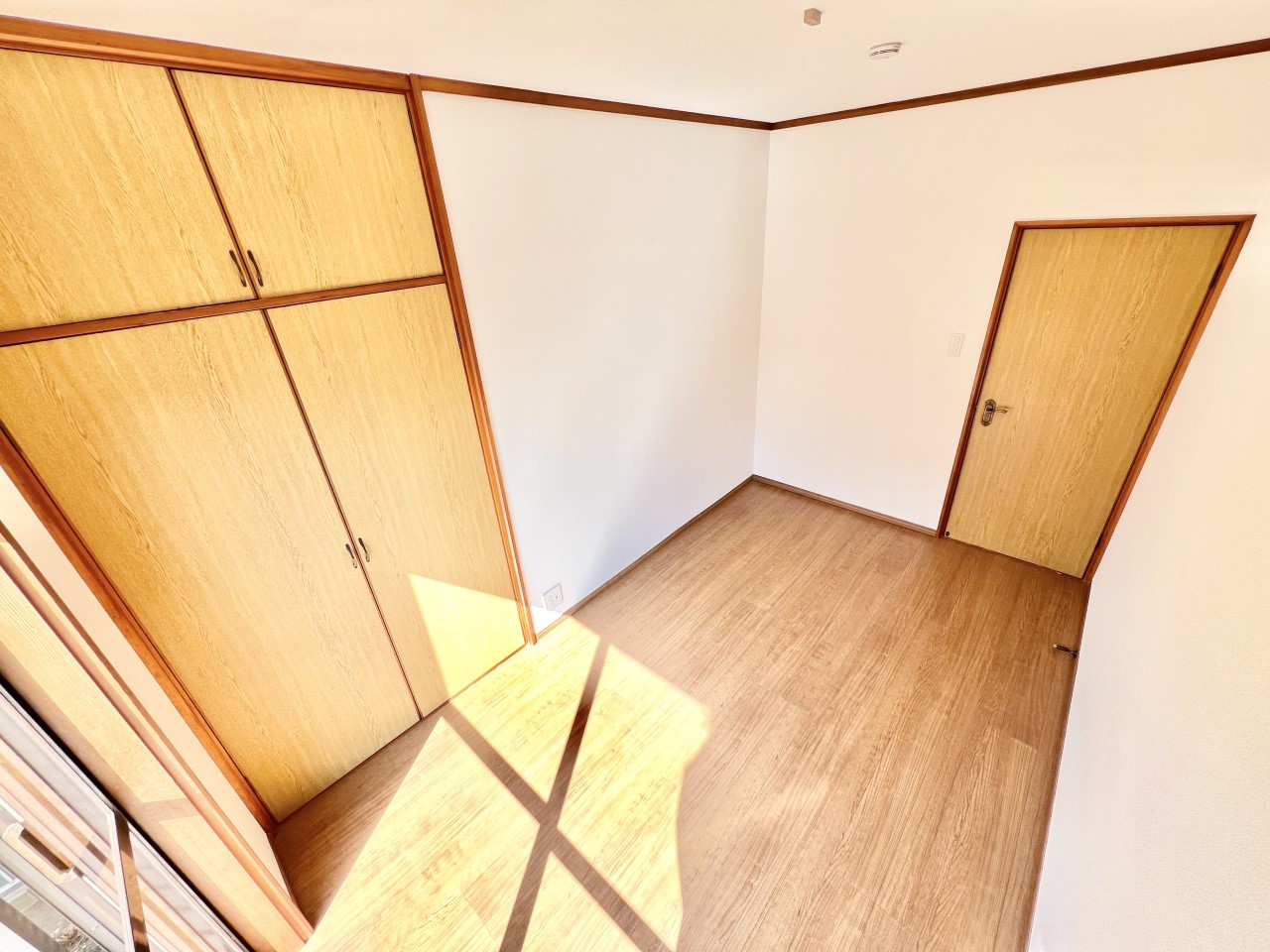 ◆2階洋室（リフォーム中）｜リフォーム中もご案内可能です。フローリング張替えしました。