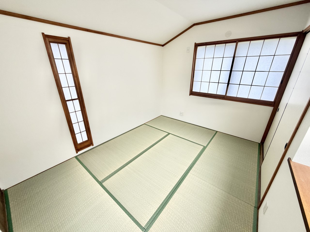 ◆2階和室（リフォーム後）｜ぬくもりを感じられる和室でゆっくりとお寛ぎいただけます♪