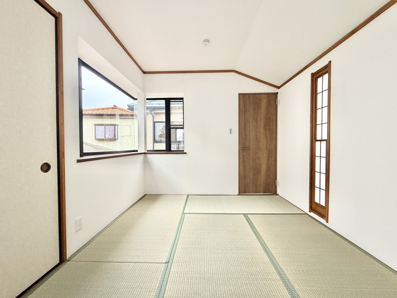 ◆2階和室（リフォーム後）｜ぬくもりを感じられる和室でゆっくりとお寛ぎいただけます♪