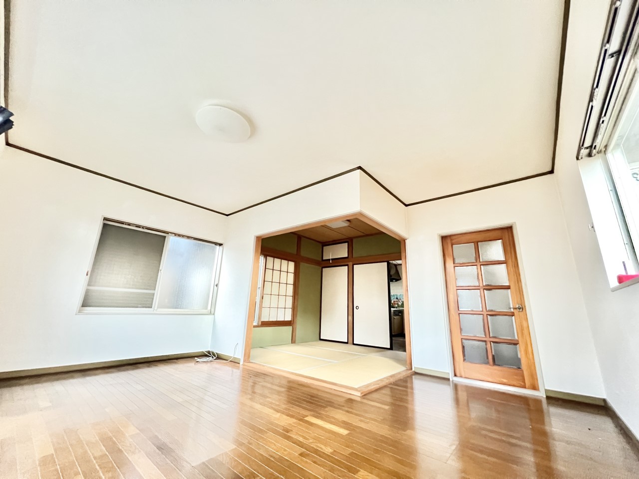 ◆1階洋室｜家族でゆったり時間を過ごせるお部屋です。