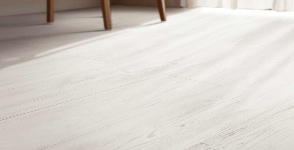 【同社施工例】※カラーが異なる場合があります。ワックスがけが不要なクッションフロア。キズにも強い為、耐久性にも優れています。  詳しくはスタッフへお問い合わせください。