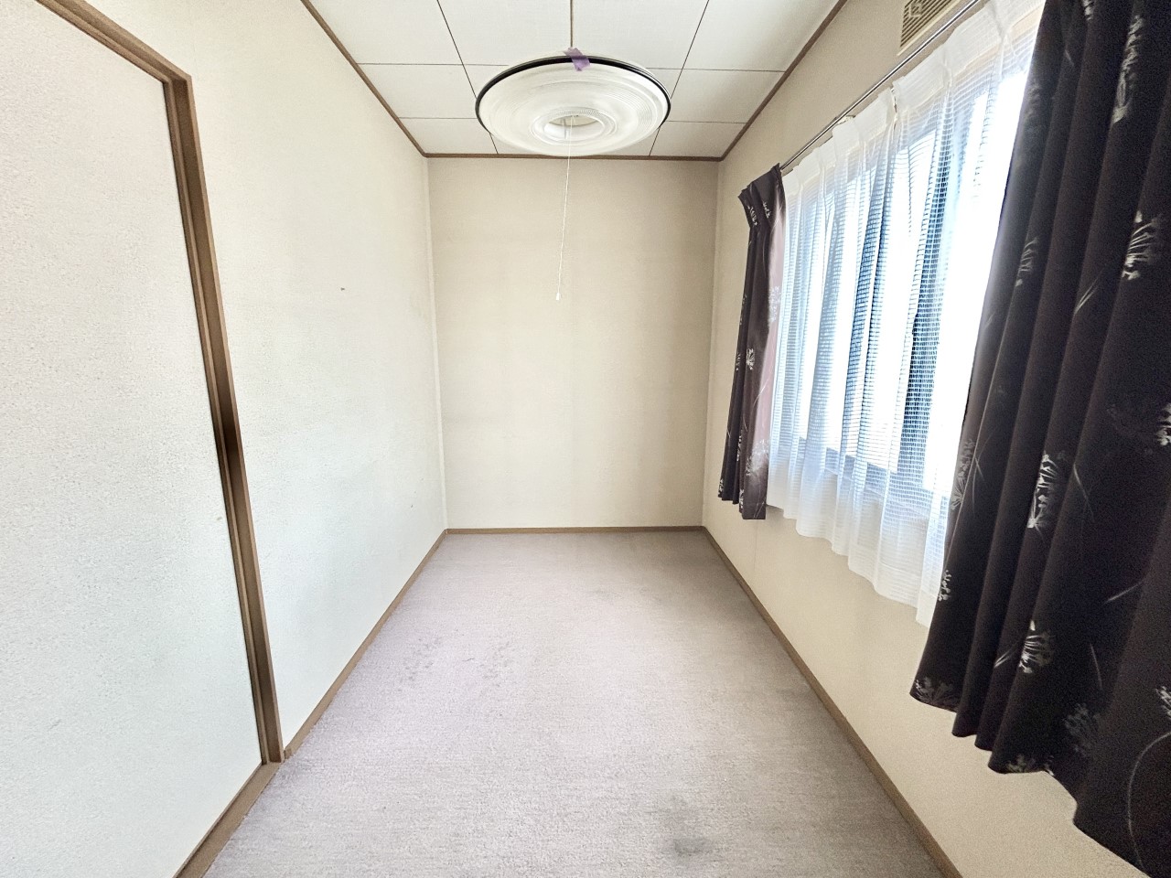 ◆2階洋室（リフォーム中）｜リフォーム中もご案内可能です。CF上張りいたします。