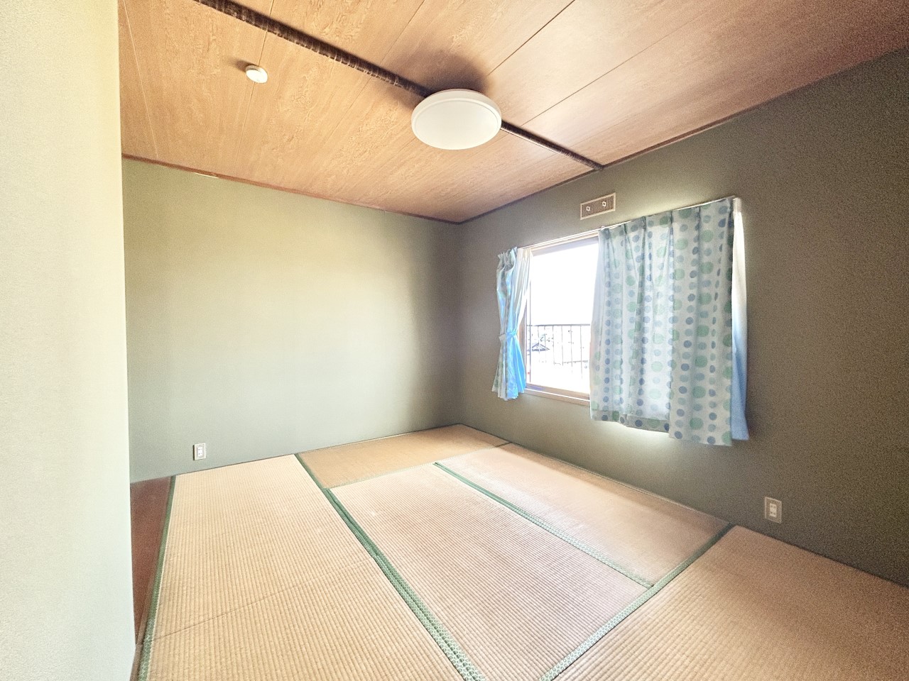 ◆2階和室（リフォーム中）｜リフォーム中もご案内可能です。畳表替えします。