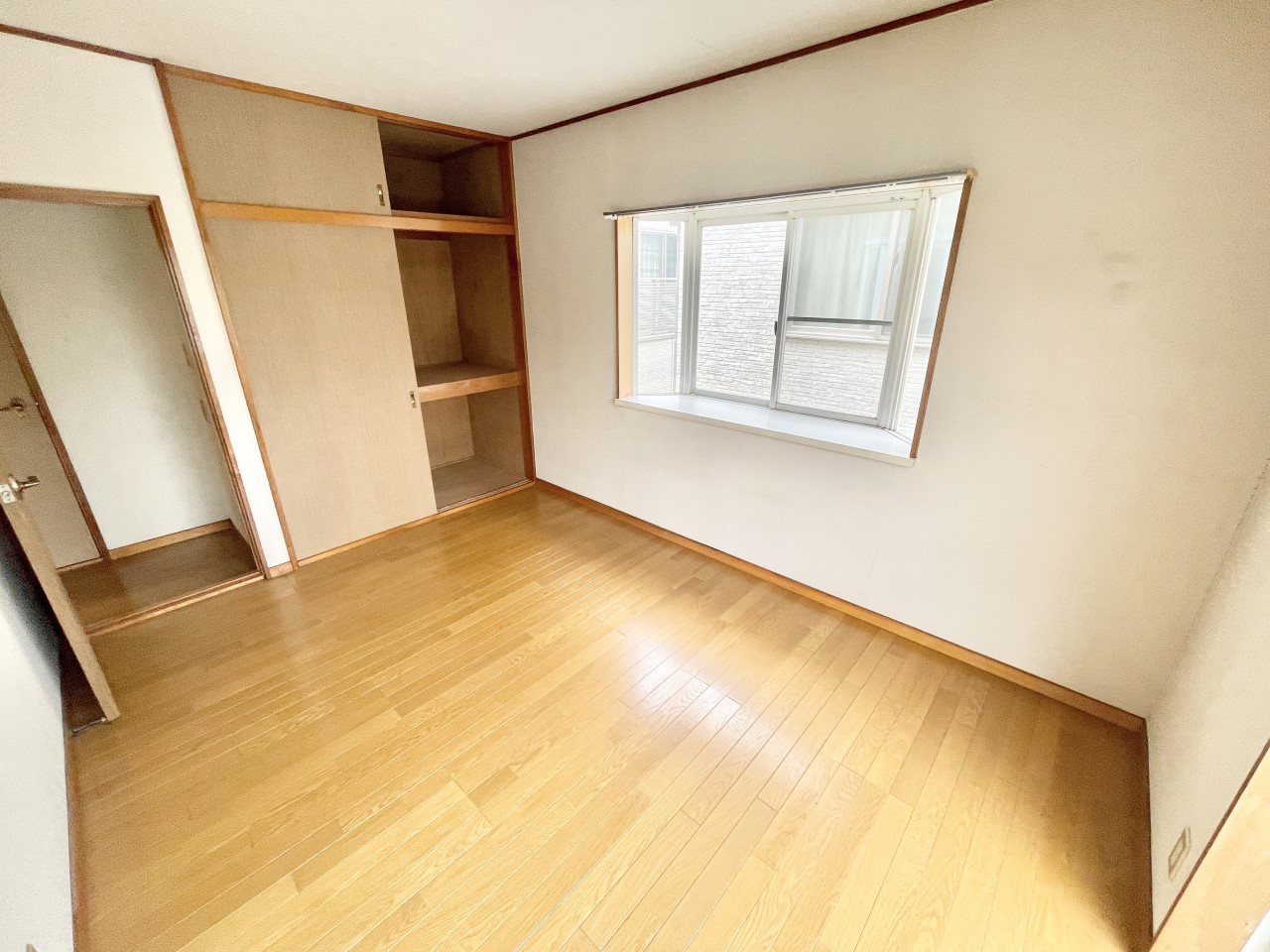 ◆2階洋室｜お子様の一人部屋にピッタリな洋室。やっぱりお子さまはみんな『自分の部屋』には憧れを持ちます。そんな憧れのお部屋を持たせてあげられますね。