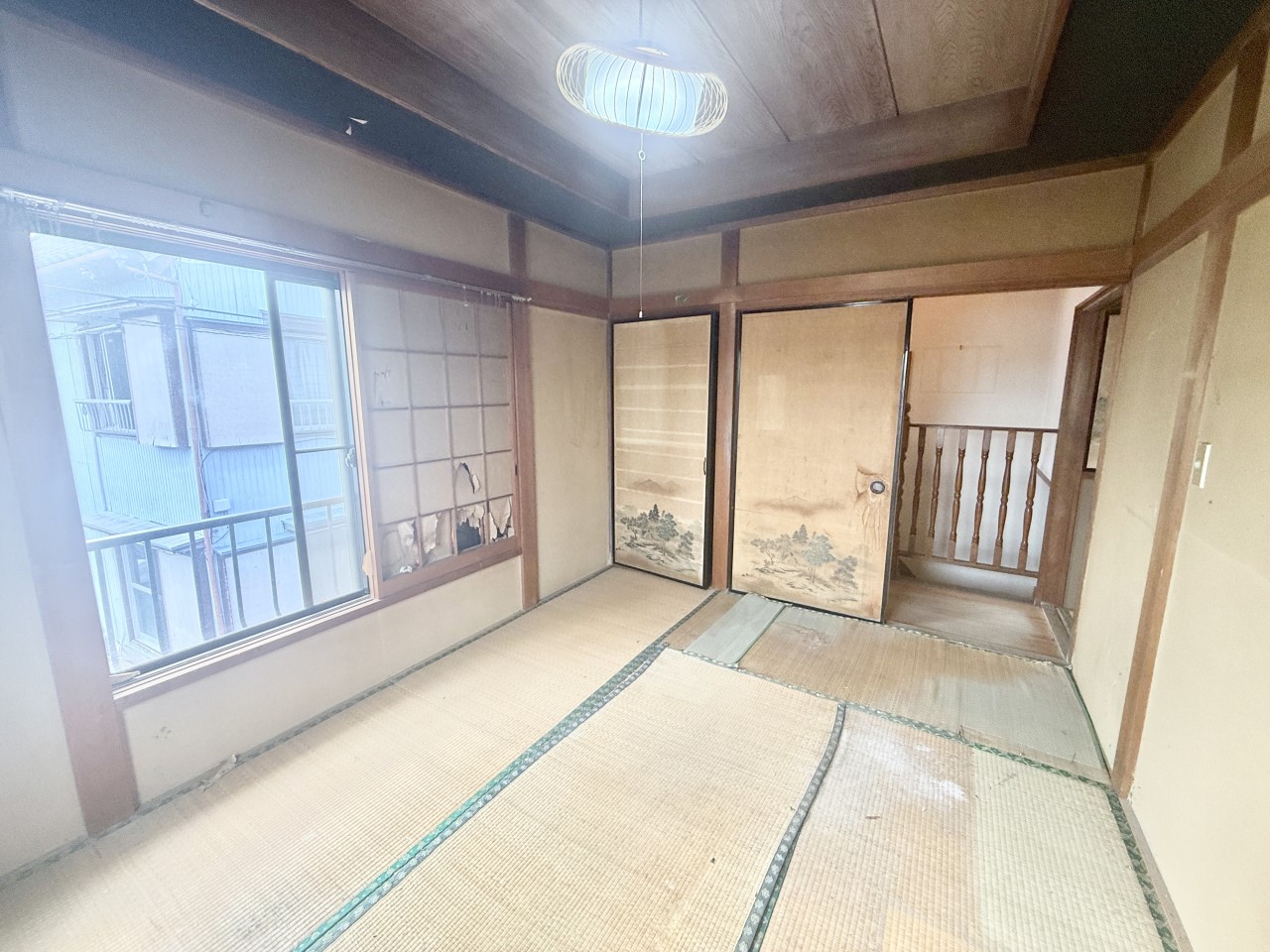 ◆2階和室｜ぬくもりを感じられる和室でゆっくりとお寛ぎいただけます♪