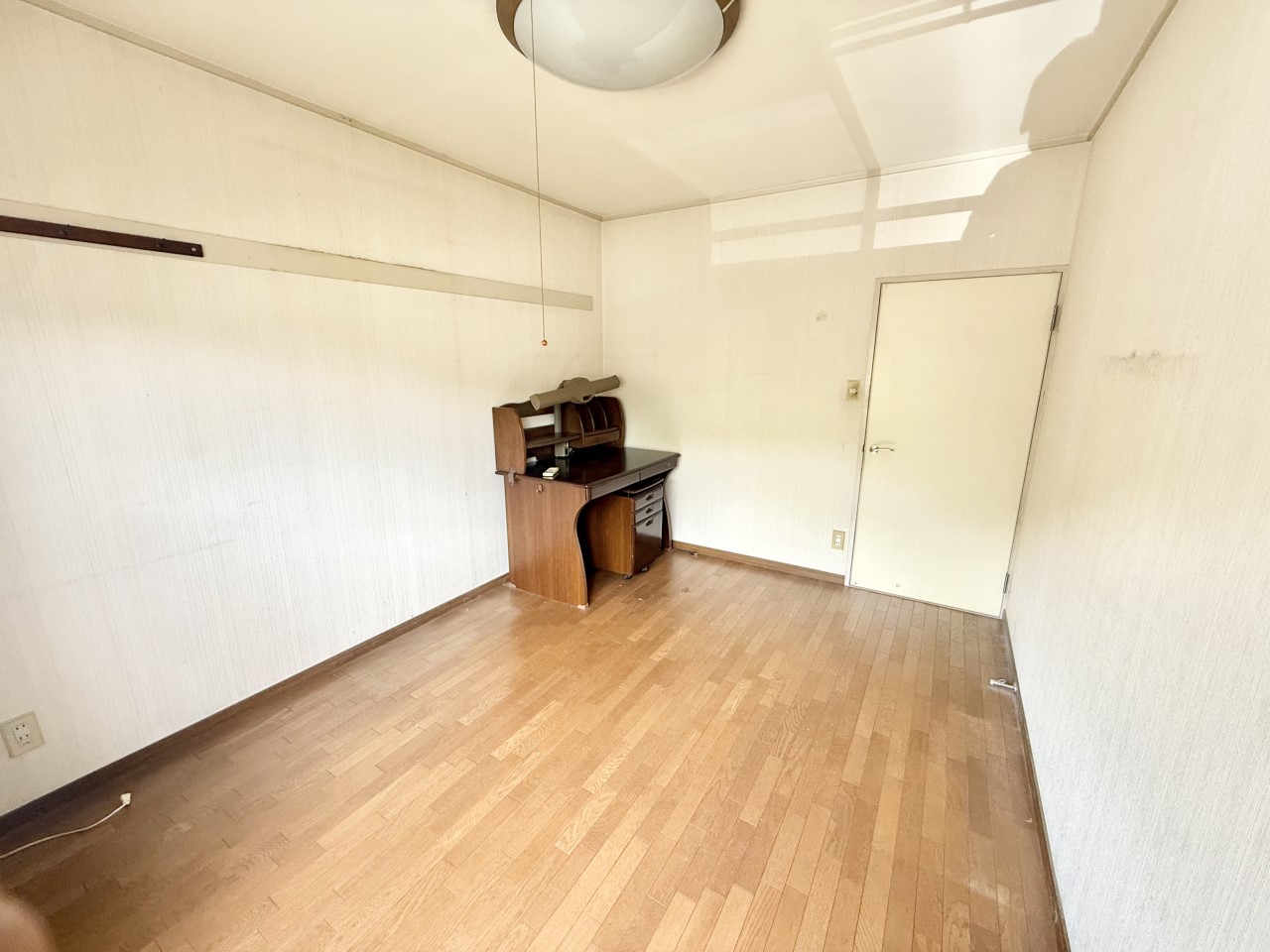 ◆2階洋室｜小学校入学を機に自分のお部屋を欲しがるお子さまは多いようです。普段はリビングでお勉強やお遊びをしていても、お子様の自立を促すにはやっぱり自分の部屋を持つことが一番。