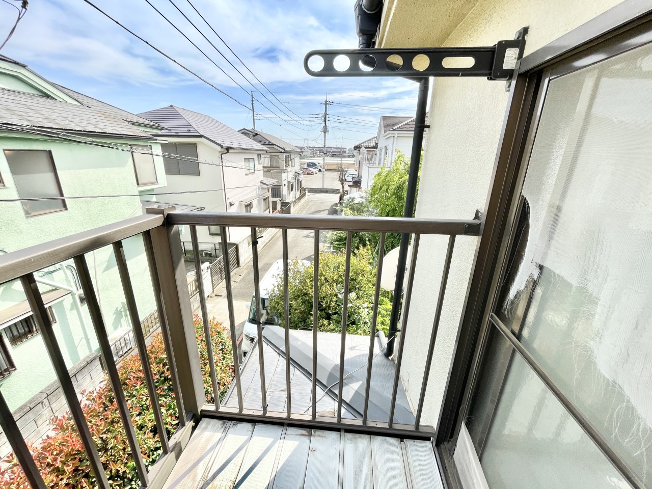 洗濯物もよく乾きそうなバルコニーですね