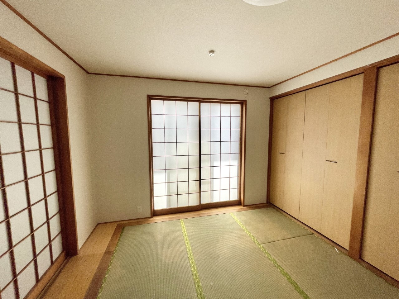 ◆1階和室｜最近の住宅は和室が減ってきていますが、やはり１部屋でも和室があると落ち着きますよね。