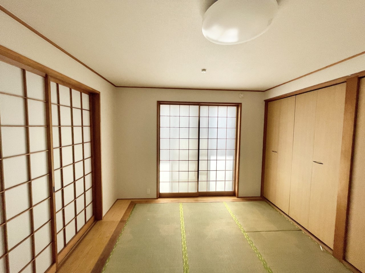 ◆1階和室｜ぬくもりを感じられる和室でゆっくりとお寛ぎいただけます♪