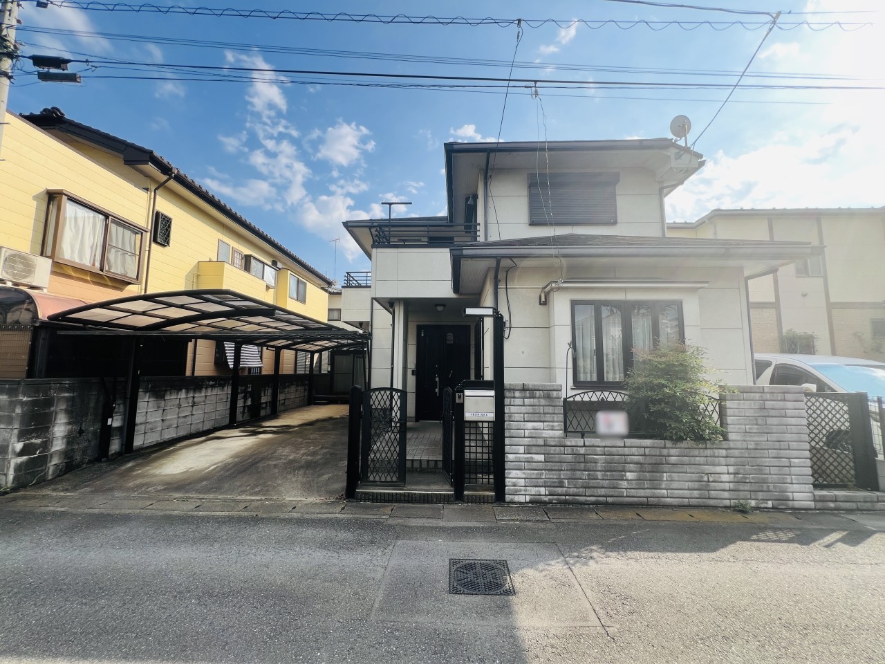 ◆外観｜閑静な住宅地に立地しています！コンビニ至近の為、気軽に買い物に行けます！