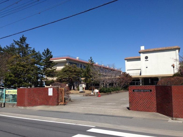 鴻巣市立鴻巣北中学校(740m)-