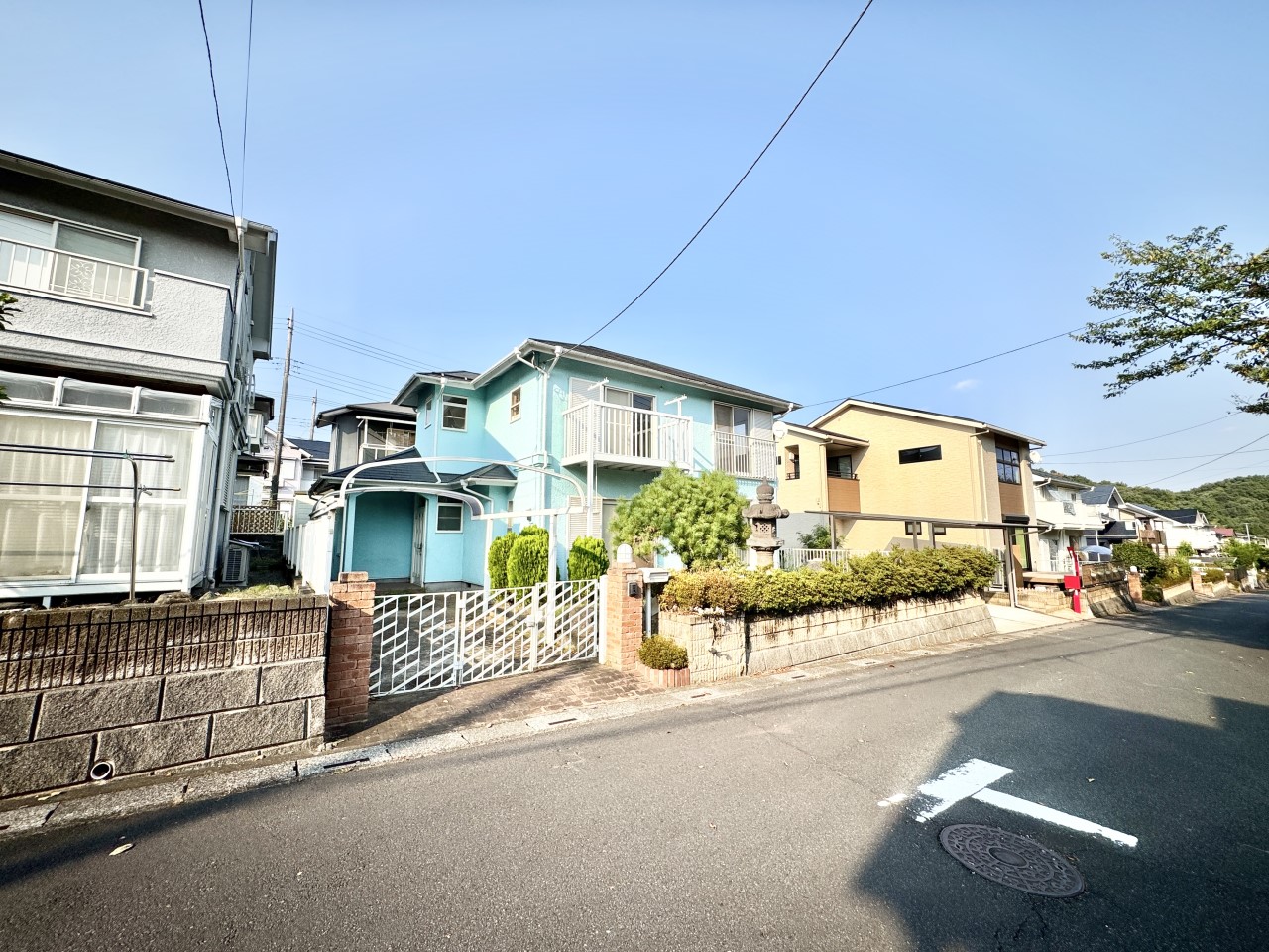 ◆外観｜前面の建物から距離がある為、日当たり良好♪