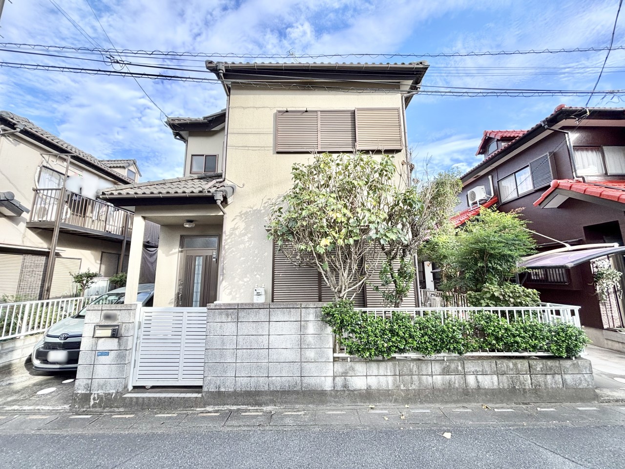 ◆外観｜閑静な住宅地に立地しています！コンビニ至近の為、気軽に買い物に行けます！