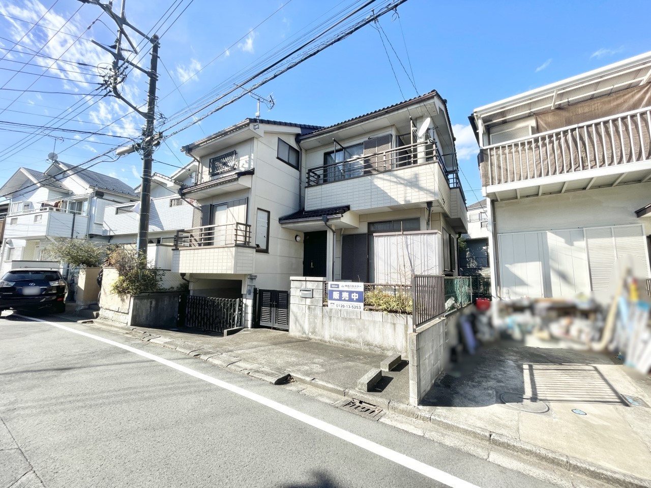 ◆外観（リフォーム前）｜白を基調とした外観は周辺環境に馴染み安心感を与えてくれます♪