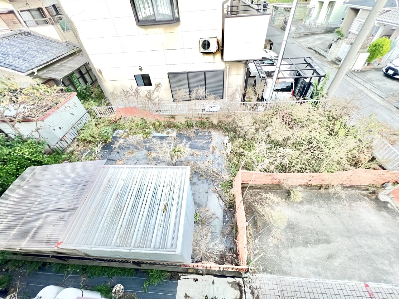 ◆お庭｜庭があればガーデニングや家庭菜園などが楽しめ、季節の花や野菜を育てることで四季の移ろいが豊かに感じられお子さまの食育にもつながります。