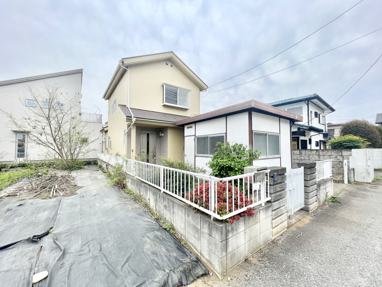 ◆外観｜車通りが少なく、騒音も少ない為、お休みも安心して出来ます♪