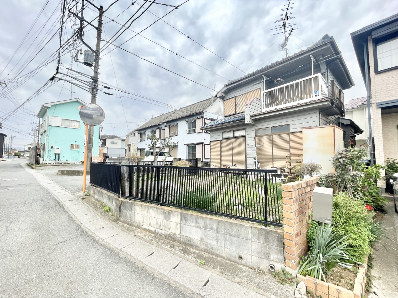 ◆外観｜どっしりとした佇まいで、家に帰るたび安心感を与えてくれます。