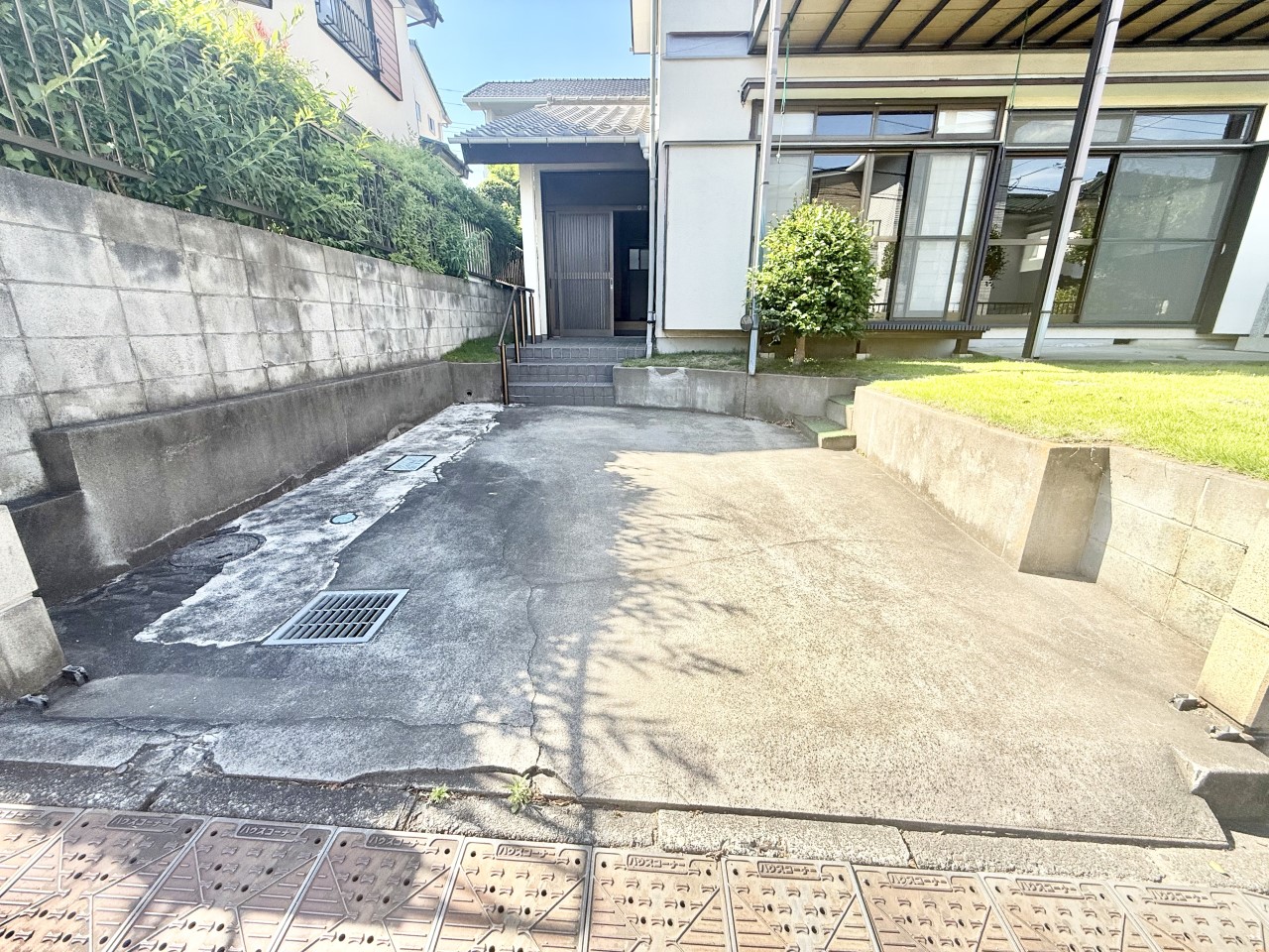 ◆駐車場（リフォーム後）｜リフォーム中もご案内可能です。ブロック解体し駐車拡張します。