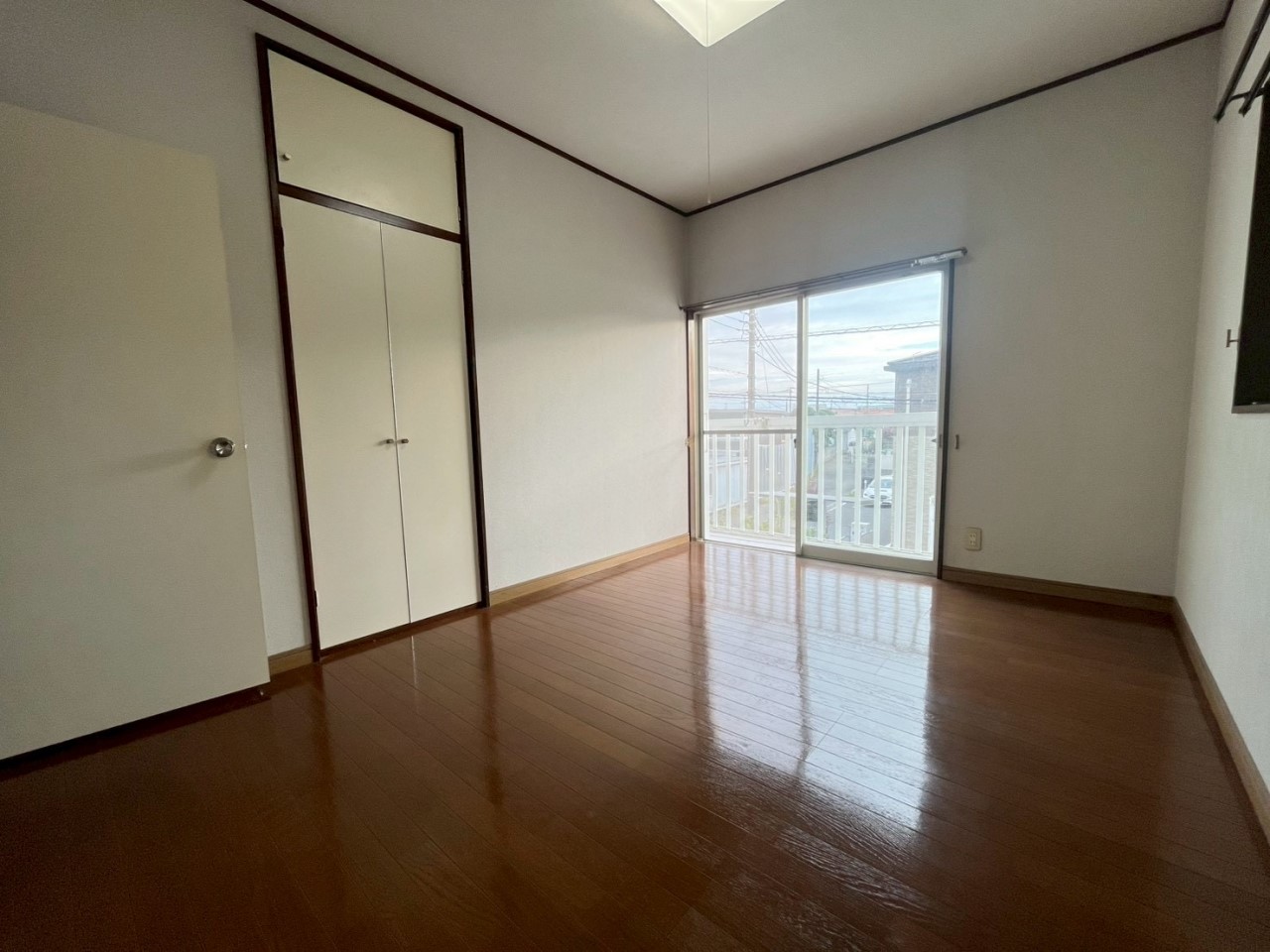 【洋室】全室収納付きです。