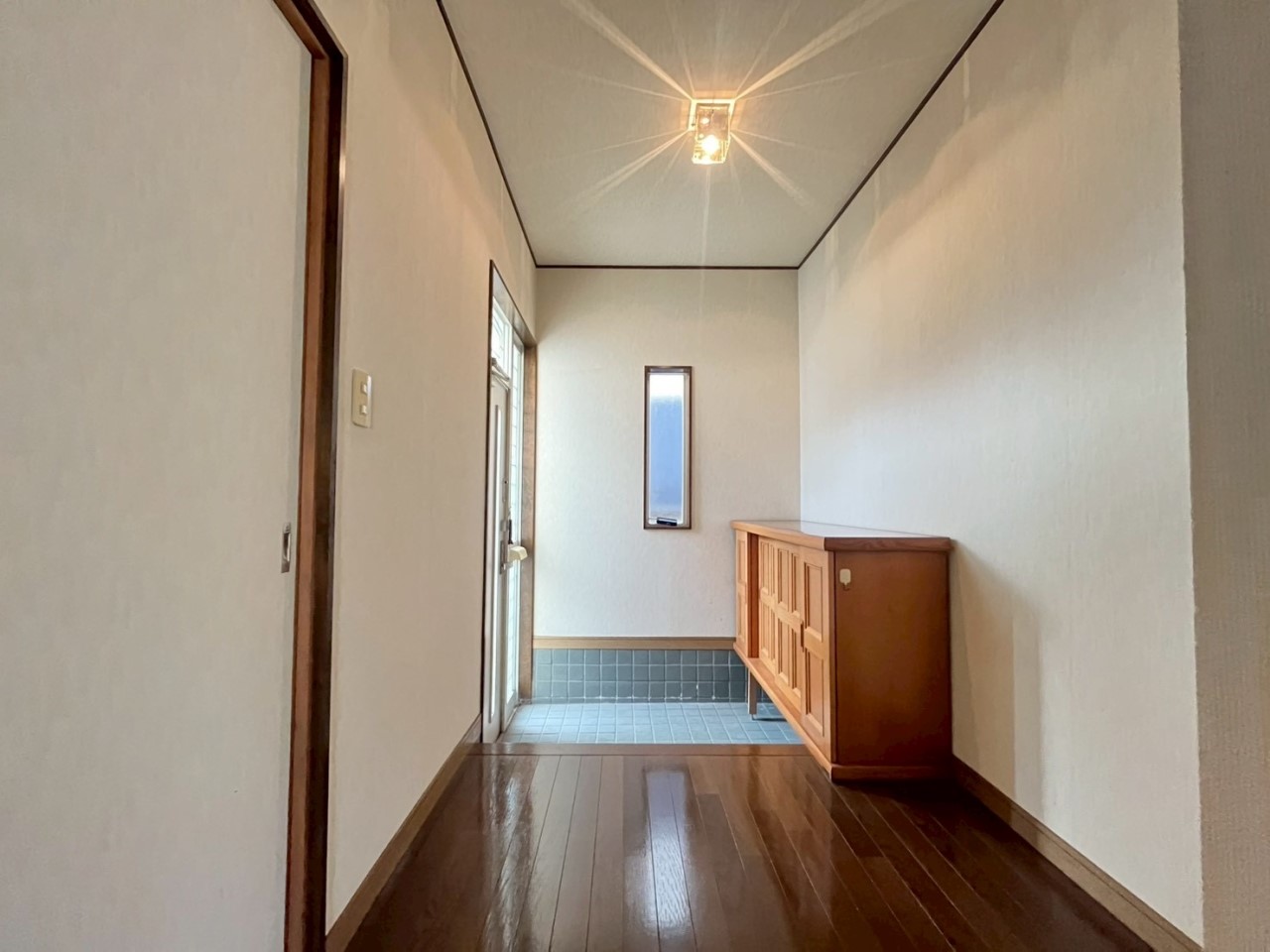 【玄関】シューズボックス付きです