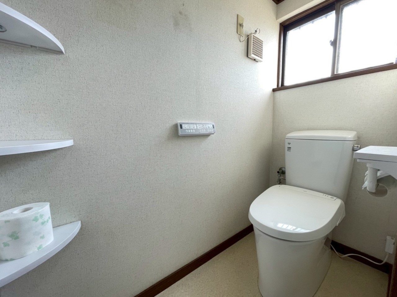【トイレ】落ち着いた雰囲気のトイレです♪