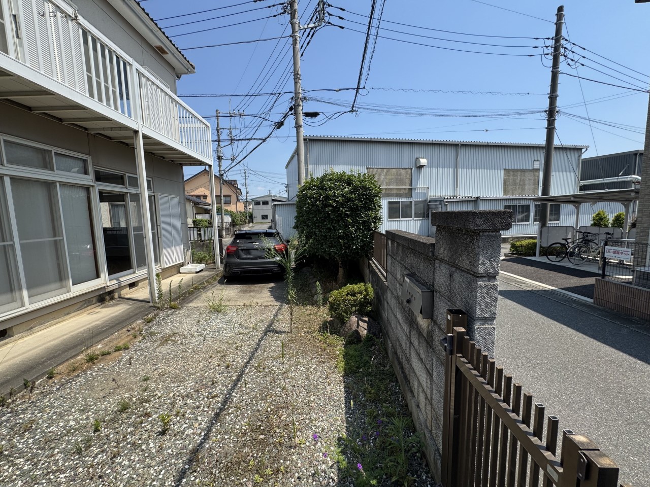 【駐車場】2台分縦列駐車可能です♪