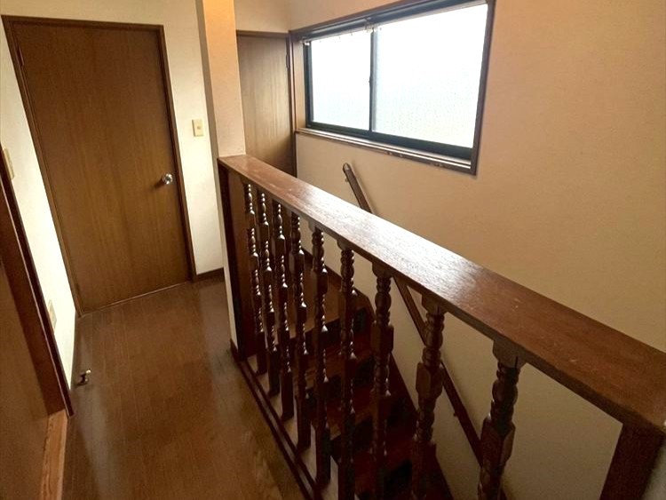 ※現況販売となります。(2025年11月撮影)明るいホール部分♪